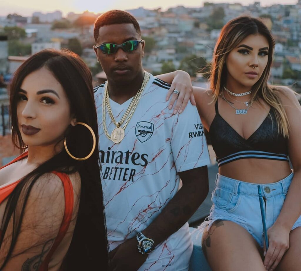 Rap Forte KayBlack lança dois clipaços no mesmo dia! "A Cunhada" com "Festa dos Cria" como continuação.