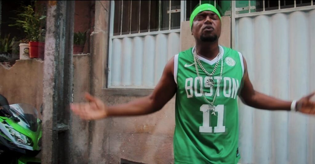 Rap Forte Assista o clipe de "Queixa Pro B.I.G." do Pretto Raffa.