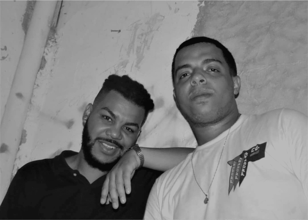 Rap Forte Os primos RDG e DG BRVBX lançam a faixa "Mesmo Sangue"