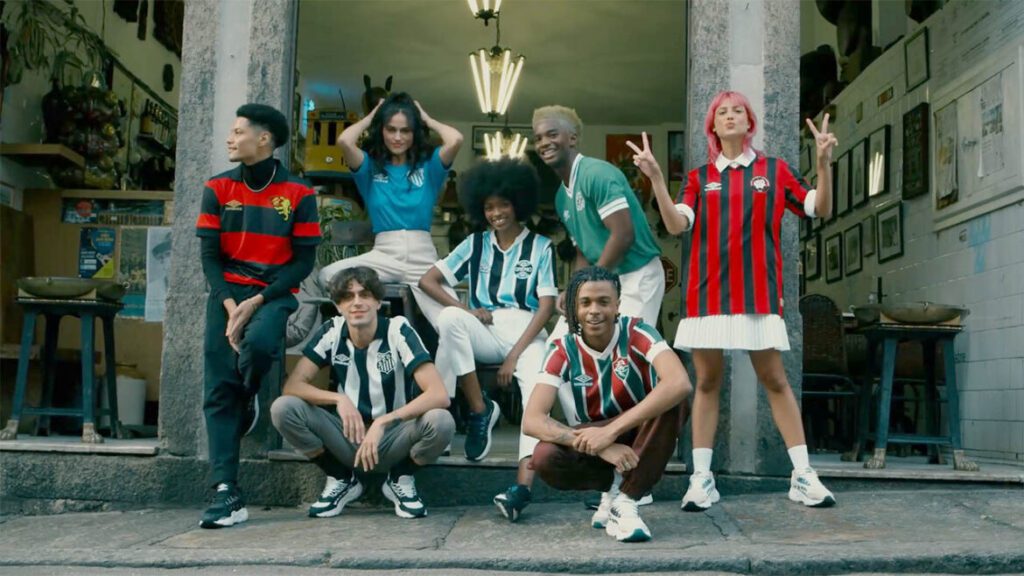 Umbro homenageia clubes brasileiros com coleção vintage