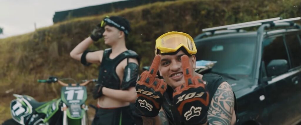 Rap Forte Gléss libera clipe de "120KM" com Wess e Dukhan no feat