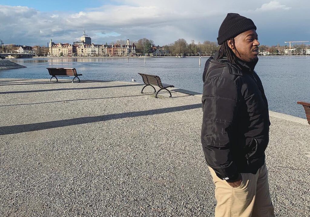 Rap Forte Big da Godoy está prestes a lançar seu terceiro single, "Amarok", que faz parte do novo EP 'Corpo Só'.