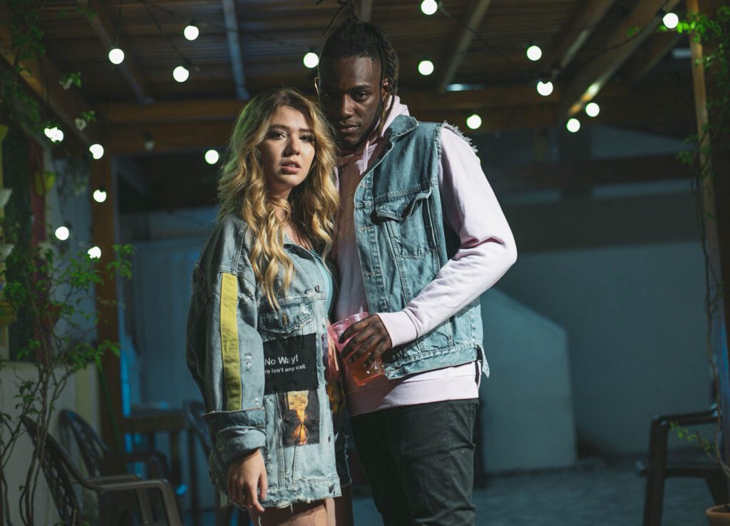 Rap Forte Está no ar mais um episódio do projeto Orgânico, "Teu Mundo" é um dueto de Julia Ramos e Pelé Milflows.