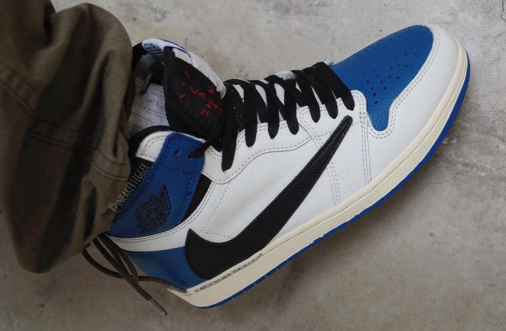 Rap Forte Confira imagens on-feet do Air Jordan 1 assinado por Travis Scott e Fragment.
