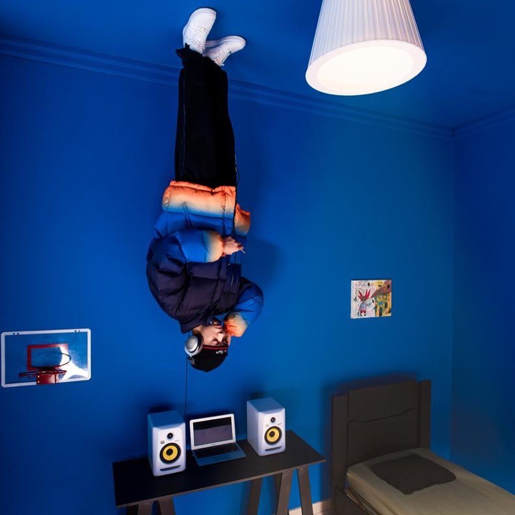 Rap Forte Teto lança o EP completo 'prévias.zip' com 4 sucessos vazados.