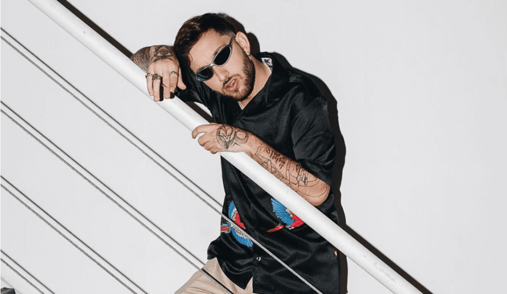 Rap Forte Os caminhos da música e a inovação no álbum "Sessão de Boa" do Sest