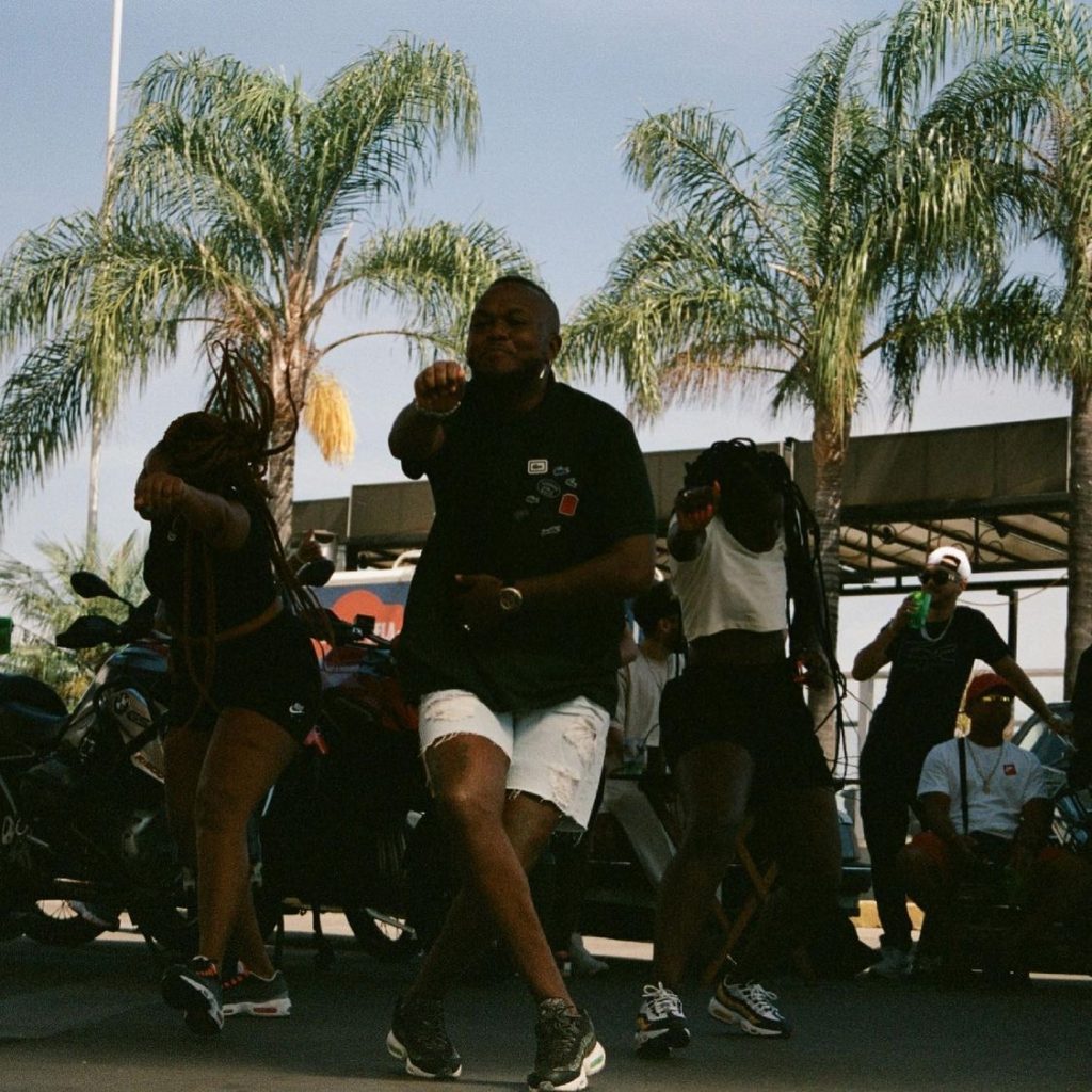 Rap Forte Djonga lança "Easy Money" e fica no primeiro lugar nos vídeos em alta do Youtube