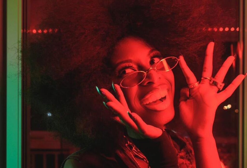 Rap Forte MC Soffia lança 'Meu Lugar de Fala', um clipe cheio de resistência e atitude