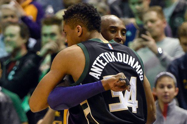 Rap Forte Giannis Antetokounmpo cumpre previsão de Kobe Bryant, "Mentalidade Mamba"