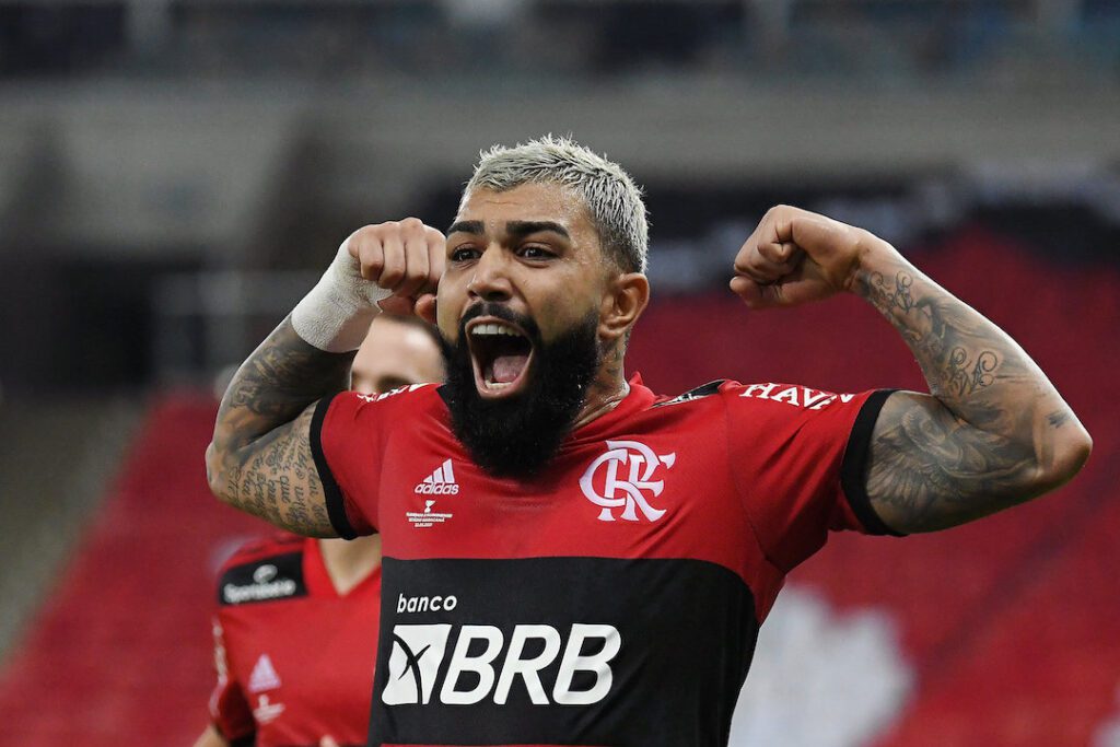 Rap Forte Gabigol faz 3 gols e pede sua própria música no Fantástico