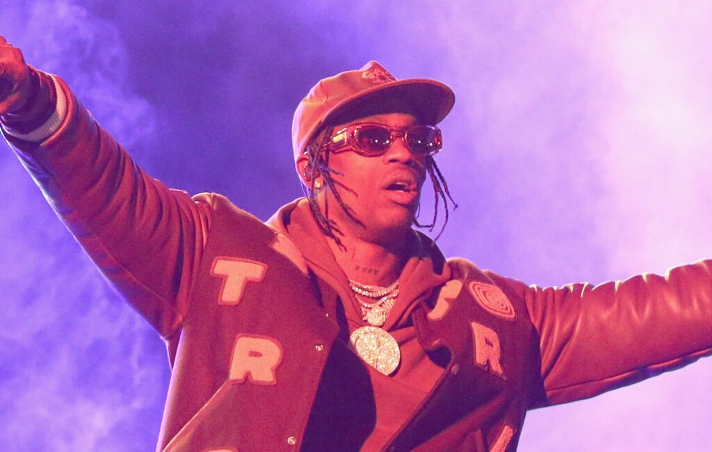 Rap Forte Travis Scott é eleito a pessoa mais influente na cultura jovem dos EUA