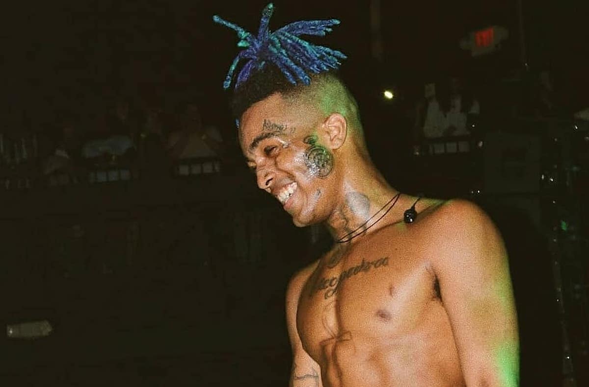 XXXTENTATION LANÇA ÁLBUM