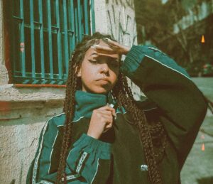 Rap Forte Fernanda Cruz, autenticidade e atitude de quebrada