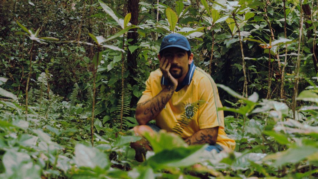 Rap Forte Riconoflow lança o single “pvt.luv” com mistura sensual de inglês e português